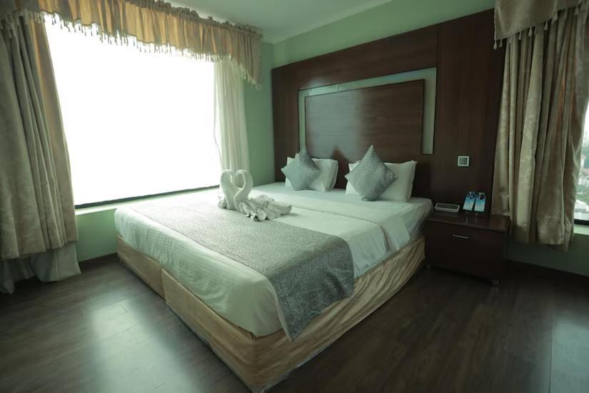 קולאם The Quilon Beach Hotel And Convention Center מראה חיצוני תמונה
