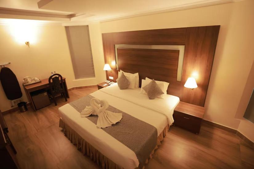 קולאם The Quilon Beach Hotel And Convention Center מראה חיצוני תמונה