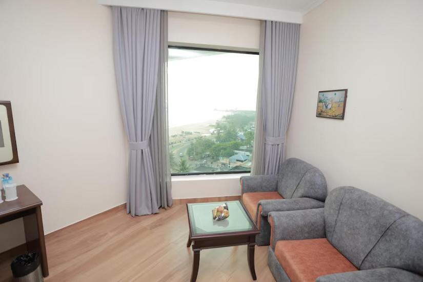 קולאם The Quilon Beach Hotel And Convention Center מראה חיצוני תמונה